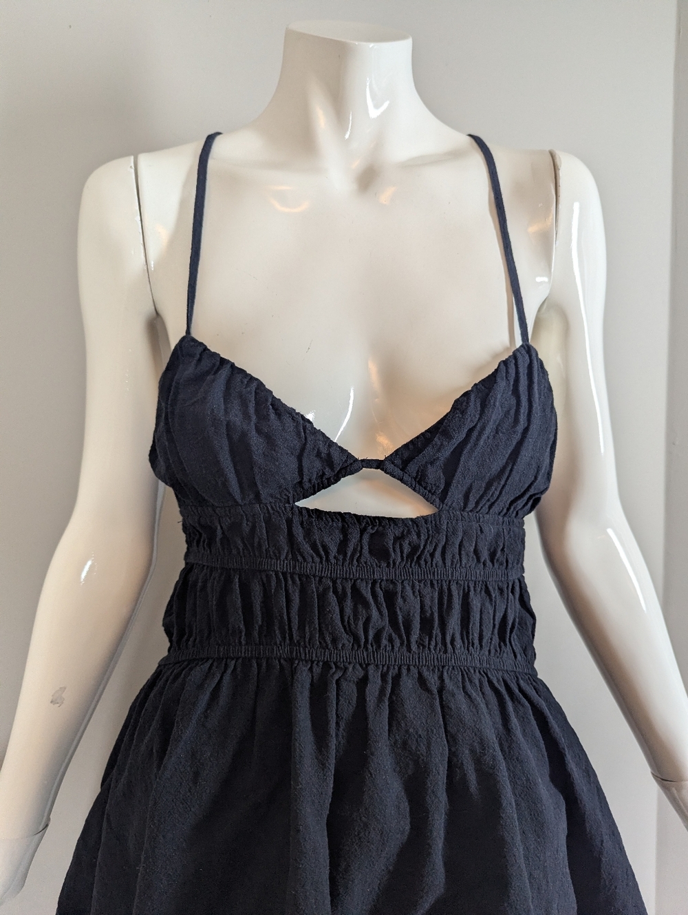 SNDYS Tahlia Dress Black Medium Open Back Mini Dress Strappy Back Summer - Picture 6 of 11